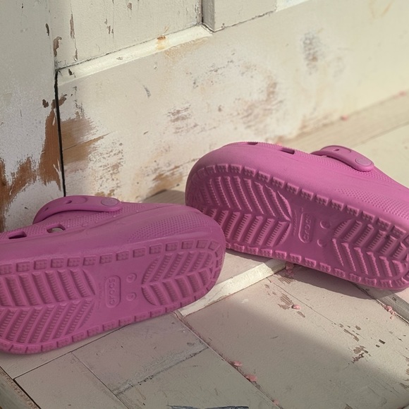 Pink Crush Crocs J4 - Picture 3 of 3